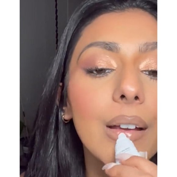 EVIO SKIN LIP SERUM - Picture 5 of 7